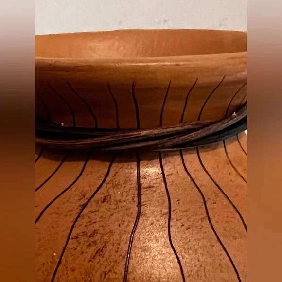 Vtg Hand Crafted Decorative Ceramic Vase Made In Philippines 9.5" L x 5 H x 4.5W - Picture 6 of 9